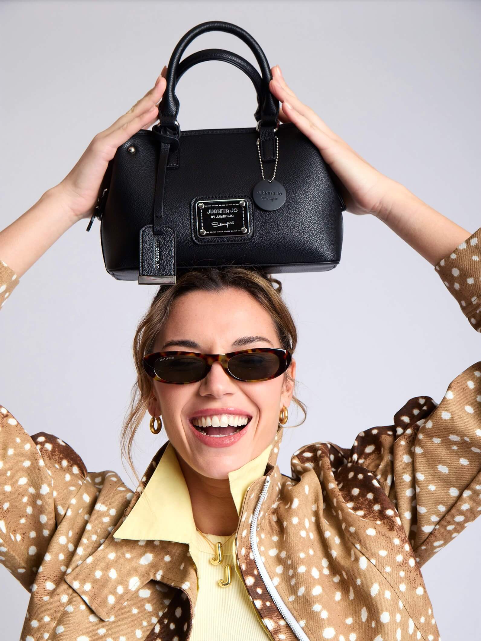Cartera De Mano Venecia Negro