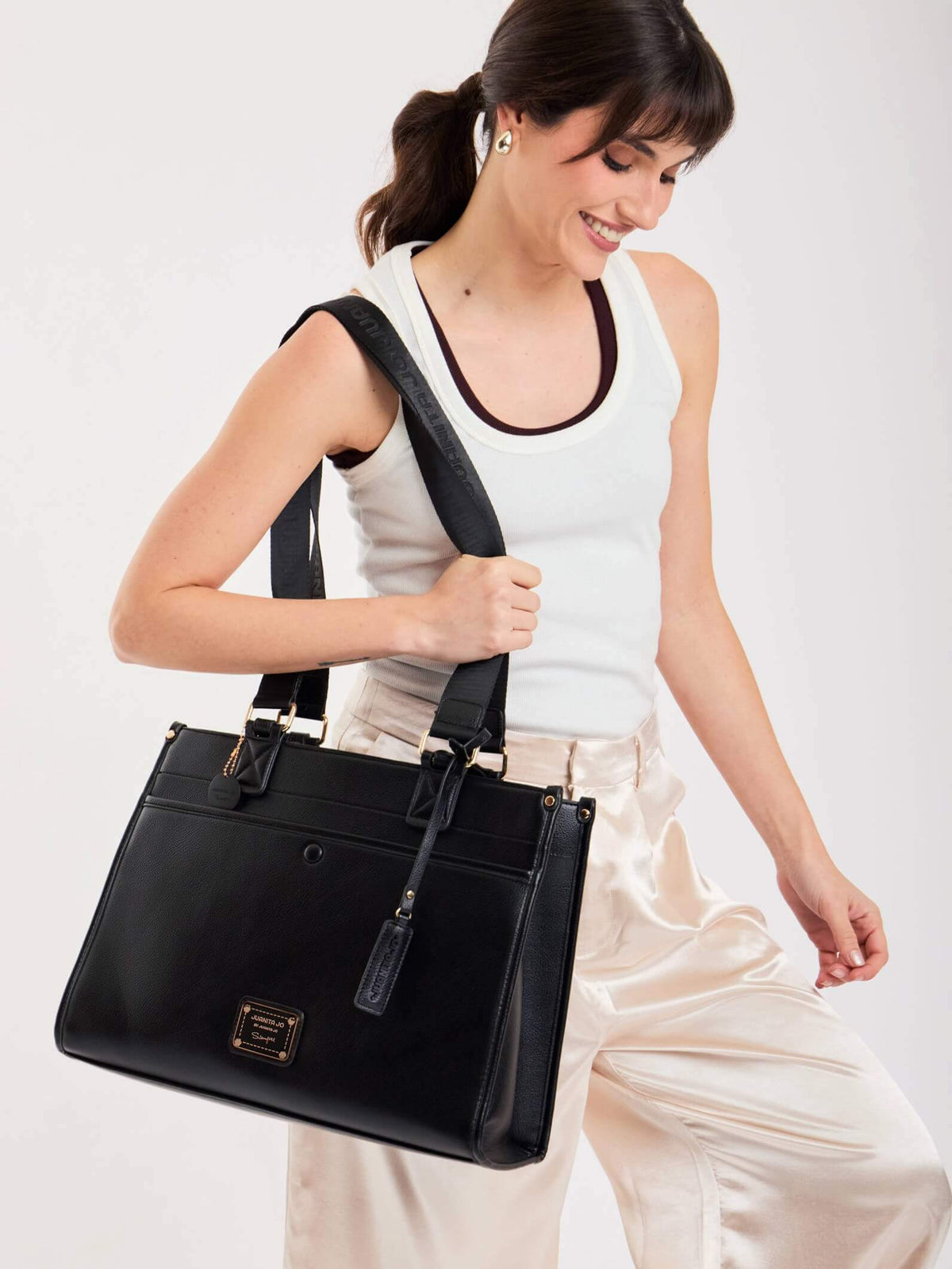 Cartera Tipo Maletín Madrid Negro