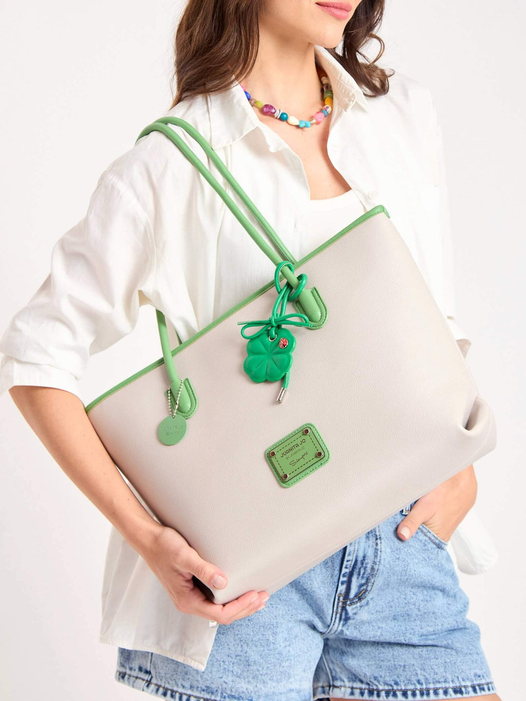 Cartera Trébol Gris