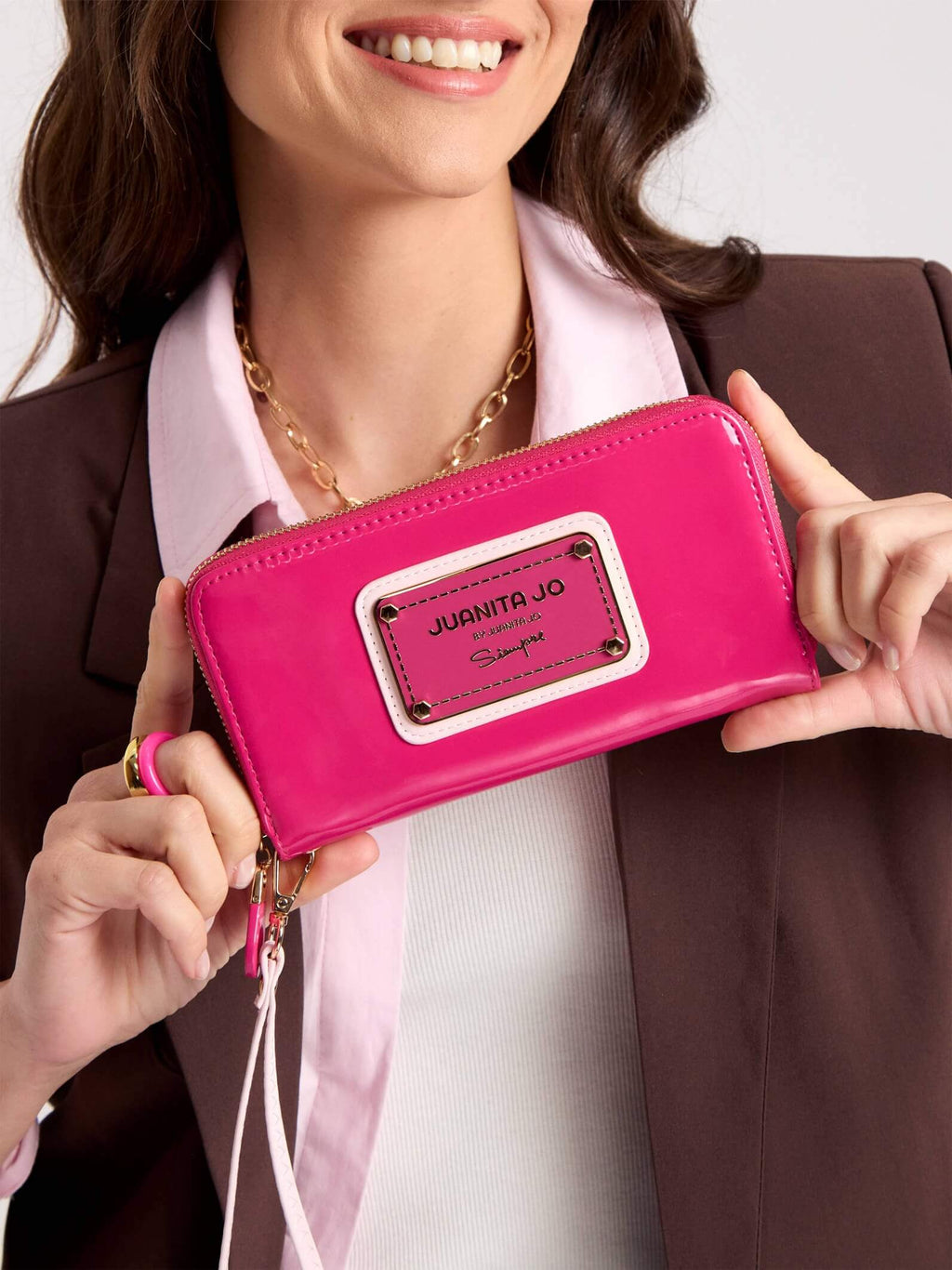 Billetera Hand Pocket Fucsia De Charol